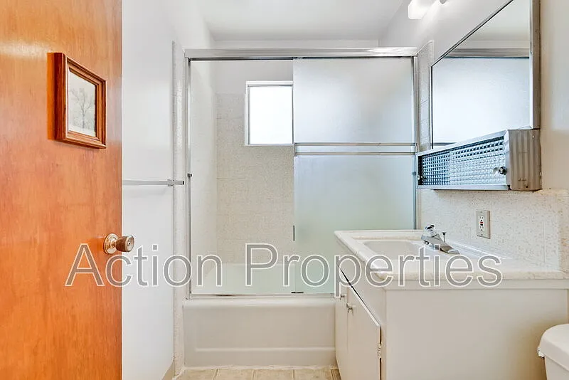 2 bed, 1.0 bath, 750 sqft, $3,095 — Photo 4