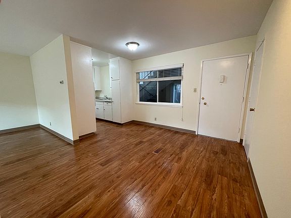 4th image of 151 Irene Ct #6
