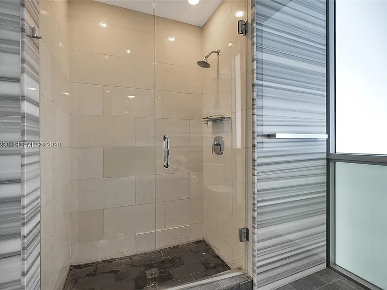 1100 Biscayne Blvd #6001 — Photo 40