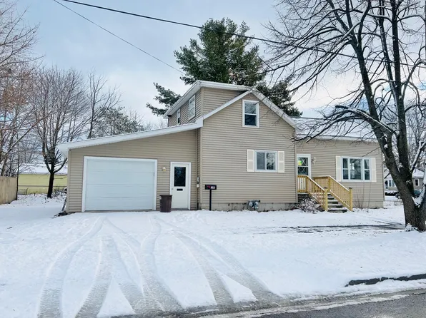 140 Clinton St, Alpena, MI 49707