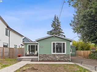 5416 SE Knapp St, Portland, OR 97206