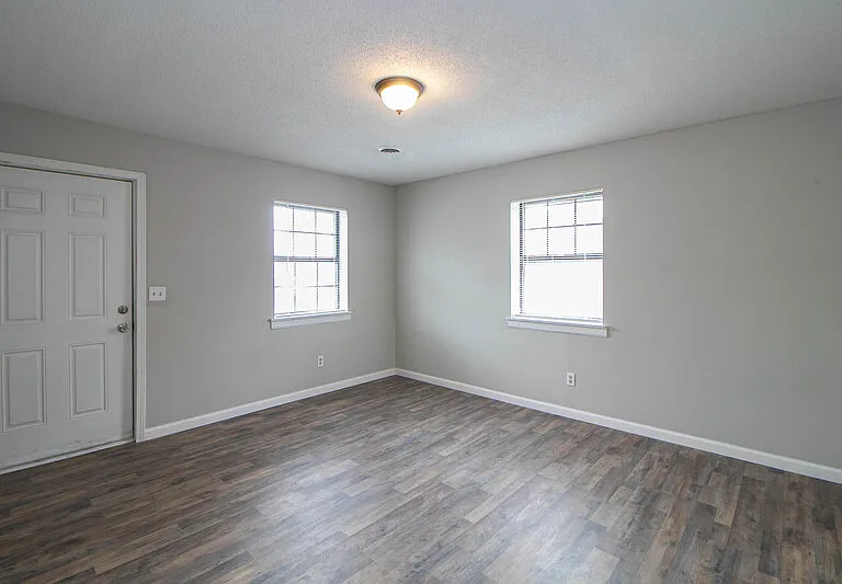 404-14 Thompsonville Ln — Photo 4