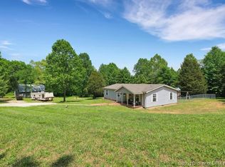 8594 S Riddle Rd, Leavenworth, IN 47137