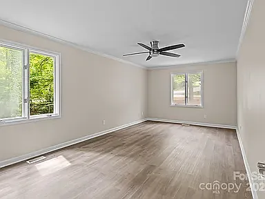 4 bed, 2495 sqft, $2,650 — Photo 4