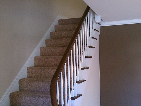 2nd image of 3810 N Linden Ln
