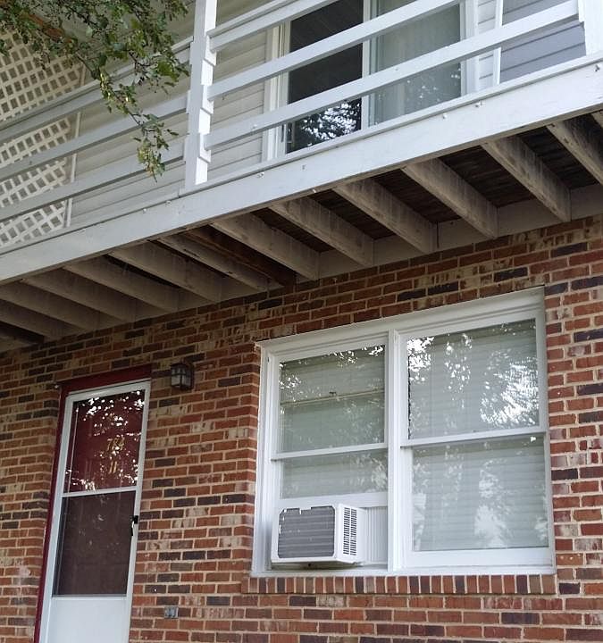 1st image of 784 Newtown Ct #11