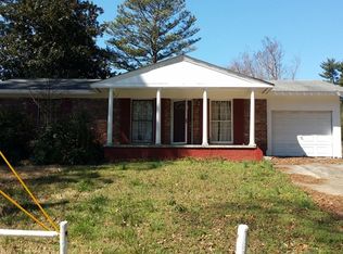 5935 Moss Dr, Forest Park, GA 30297