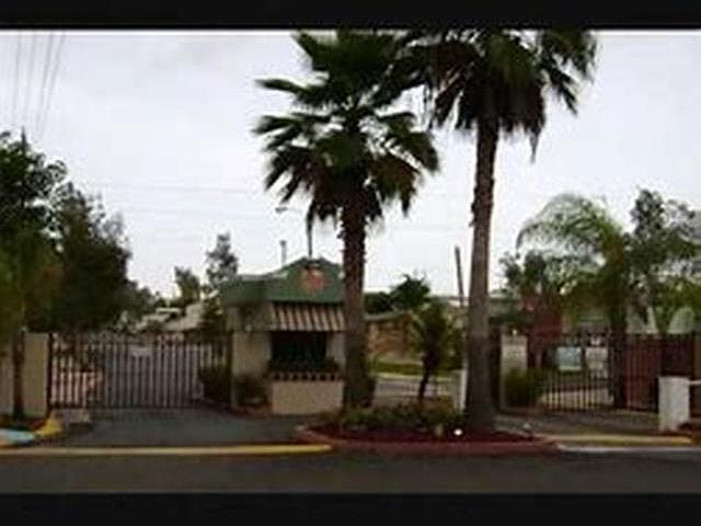 2nd image of 341 Calle Jardin Dorado