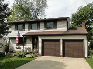 2890 Willowick Ct, Bridgeville, PA 15017