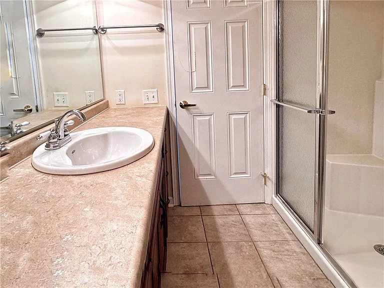 203 Sonie Dr — Photo 13