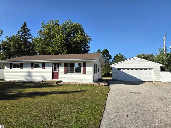 1825 E North Boutell Rd, Linwood, MI 48634