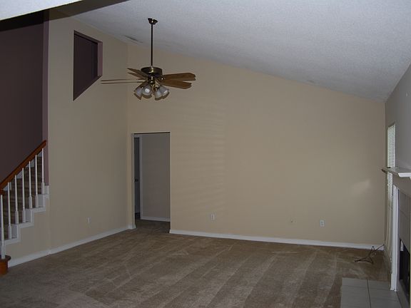 2nd image of 9 Pine Lake Ct