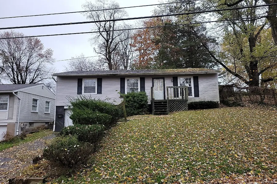 527 Pennview Dr photo 1