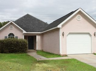 208 Bayside Dr, Warner Robins, GA 31088