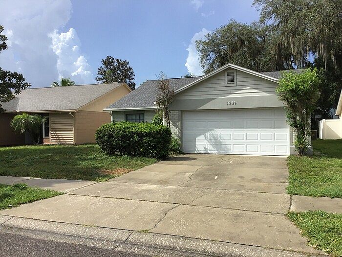 1st image of 1089 Dees Dr