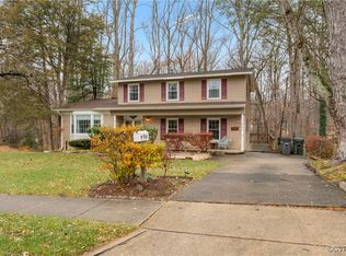 4501 Twinbrook Rd, Fairfax, VA 22032