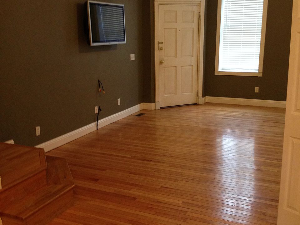 1st image of 723 Shenandoah Ave