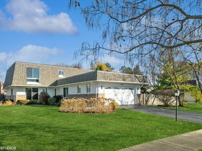 2230 Allen Dr, Northbrook, IL, 60062