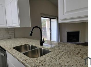 1230 Oakplace Dr SW #1, Marietta, GA 30008