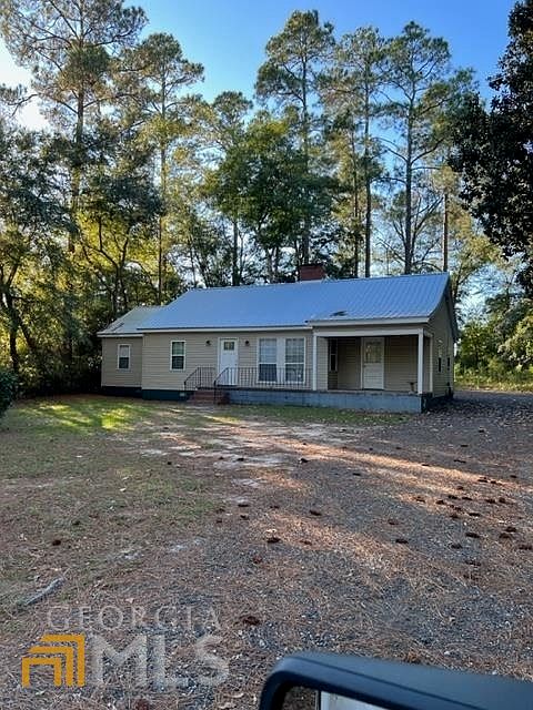 1st image of 221 Vista Cir