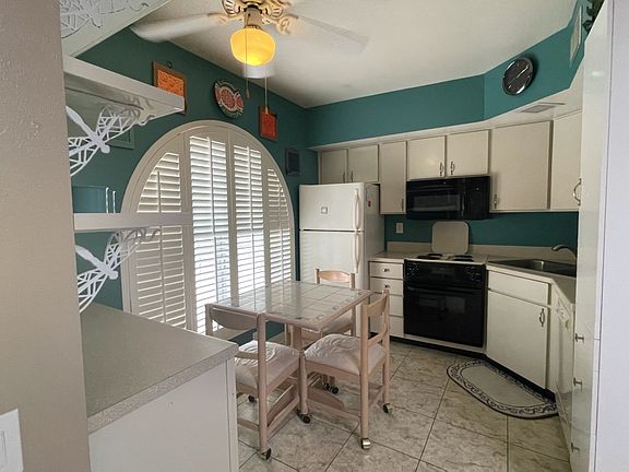 4th image of 1059 S Calle De Las Casitas