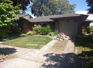 3008 39th Ave W, Seattle, WA 98199