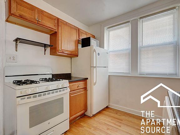 2nd image of 4426 N Kenneth Ave #3A