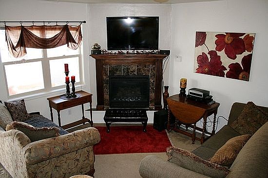 2nd image of 2468 1/2 Theresea Ln