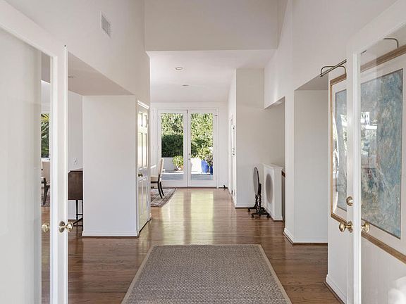 3rd image of 1460 Virginia Rd