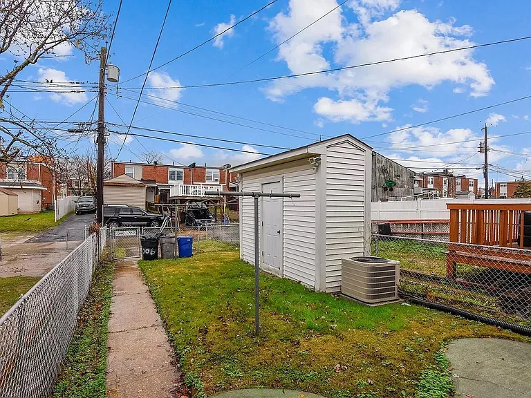 8025 Lansdale Rd — Photo 5