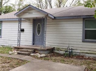 1000 W 11th St, Bonham, TX 75418