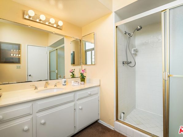 2002 California Ave #1, Santa Monica, CA 90403