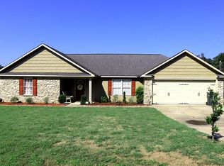142 McLendon Rd, Fort Mitchell, AL 36856