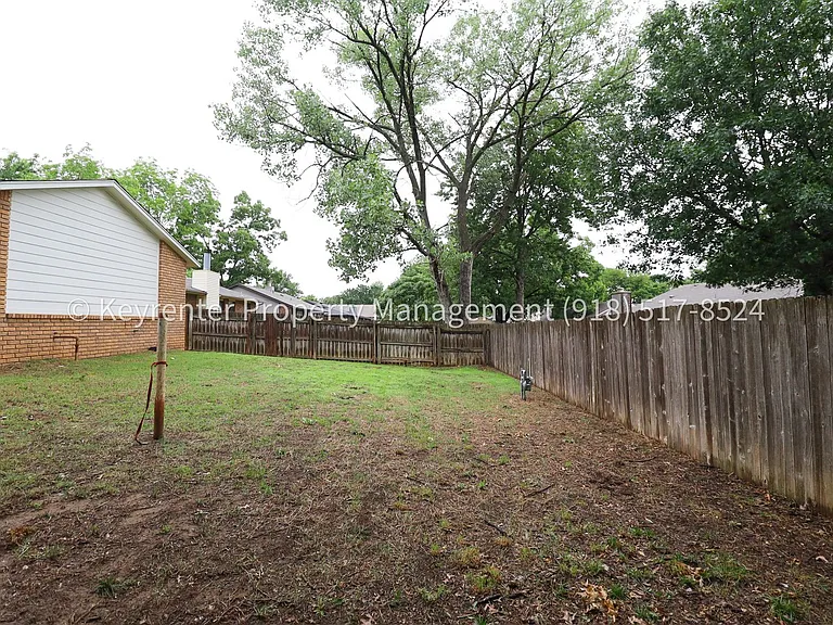 9351 S 89th Ave E — Photo 28