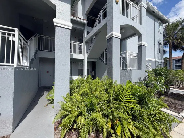 9645 NW 1st Ct #1110, Hollywood, FL 33024