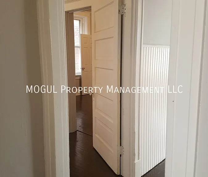 3116 Keokuk St #1F — Photo 10