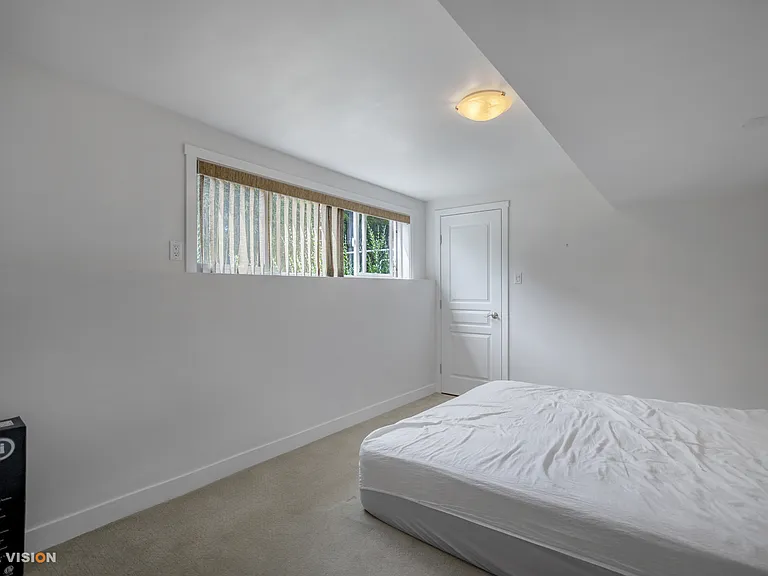 1630 Balmoral Ave — Photo 24