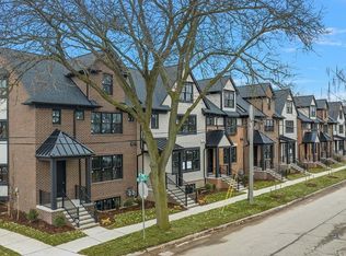 676 Maple St, Plymouth, MI
