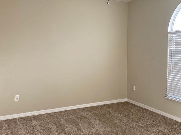4th image of 10161 Granite Bay Dr