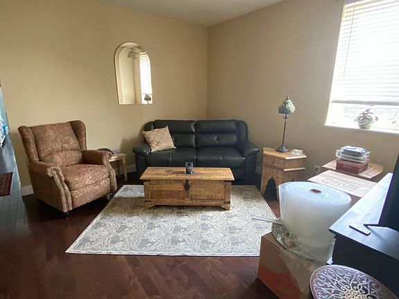 5th image of 1900 Wolf St Floor 2