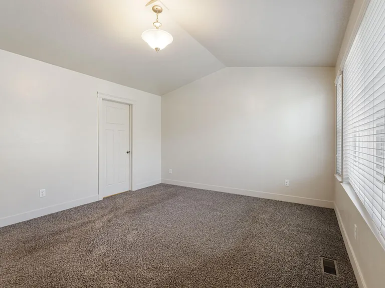 Cove at Pleasant View Town Homes — Photo 5