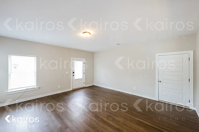 14635 Griffin St — Photo 2