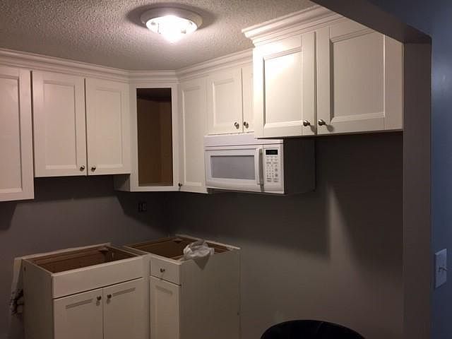 1st image of 458 Lincoln St APT 1