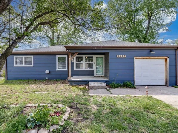 1215 N Logan St, Newton, KS 67114