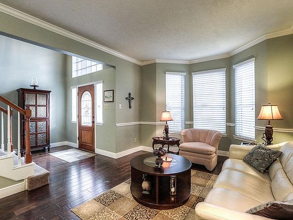 4th image of 3707 Windlewood Dr