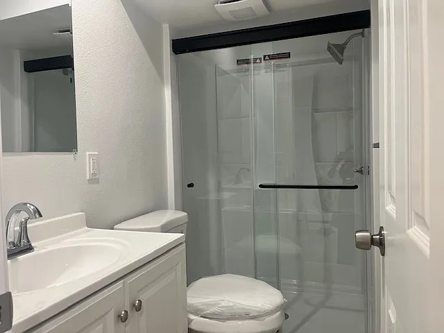 3 bed, 1312 sqft, $4,200 — Photo 1