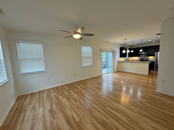 4th image of 1601 Brimington Ln