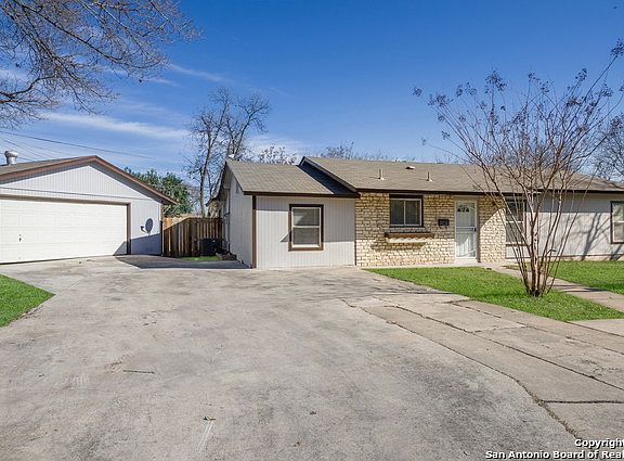 2nd image of 1623 Arroya Vista Dr
