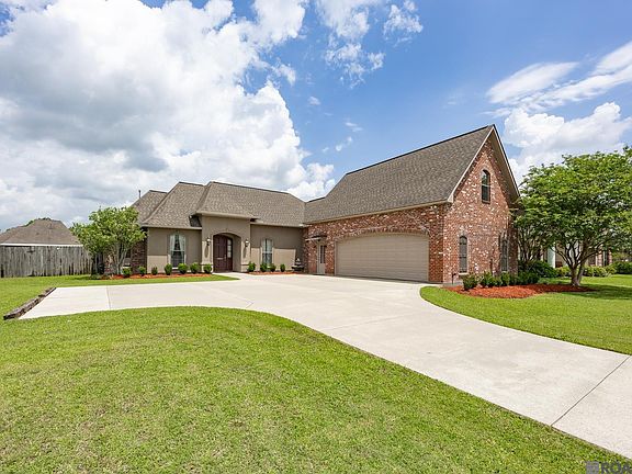 3rd image of 10567 Creek Hollow Ct
