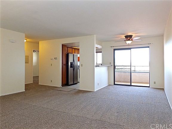 3rd image of 841 Gardenia Ave APT 307